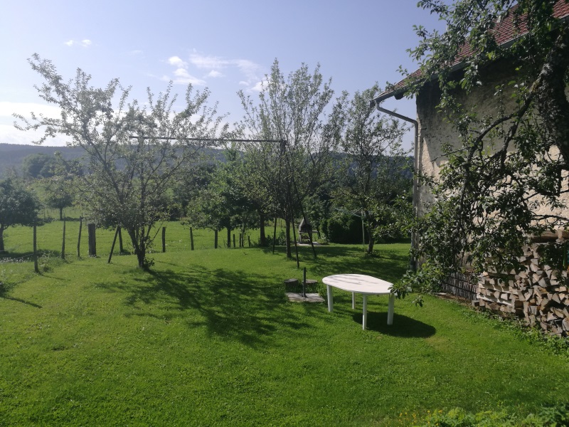 MEUBLÉ - GÎTE SOUS LA VELLE_1